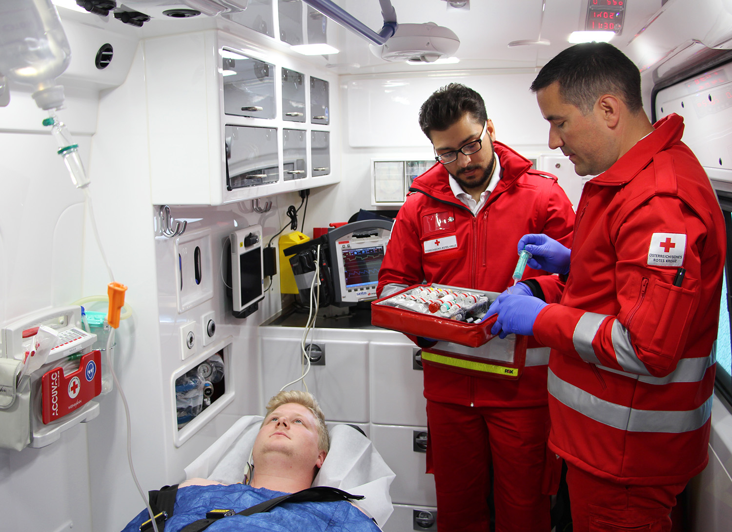 Was Ist Der Unterschied Zwischen Rettungssanitäter Und Notfallsanitäter