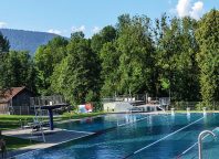 Schwimmbad- eröffnung am 03. Juni (bei guter Witterung) Schwimmbad- eröffnung am 03. Juni (bei guter Witterung)