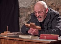 Theateraufführung am Galgenbühel in Egg - DO, 02.04